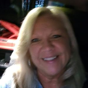 Meet your Posher, Beverly